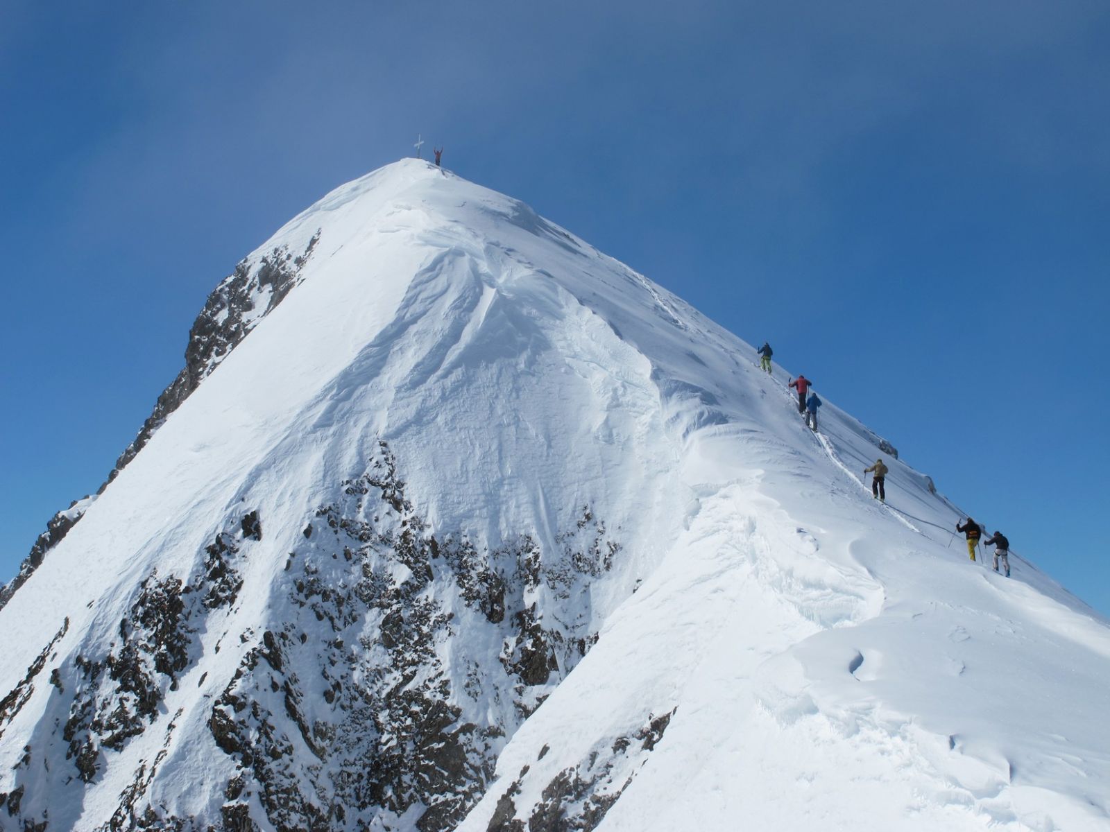 haute,route,uranaise,ski,randonnée,guide,haute,montagne,andermatt,altdorf,sustenpass,sustenhorn,engelberg,mountainguide,mountain,guide,ski,touring,freeride