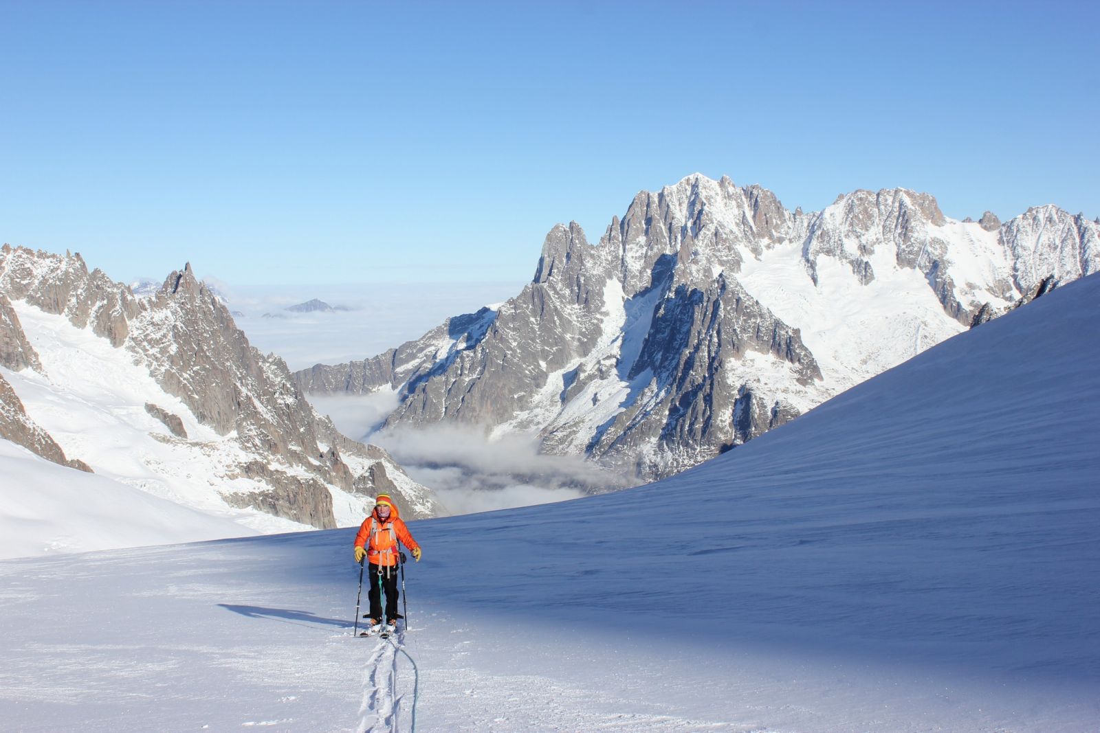 ski,randonnée,chamonix,col,entrèves,freeride,tour ronde,guide,haute,montagne,skitouring,mountainguide,mont blanc,off piste