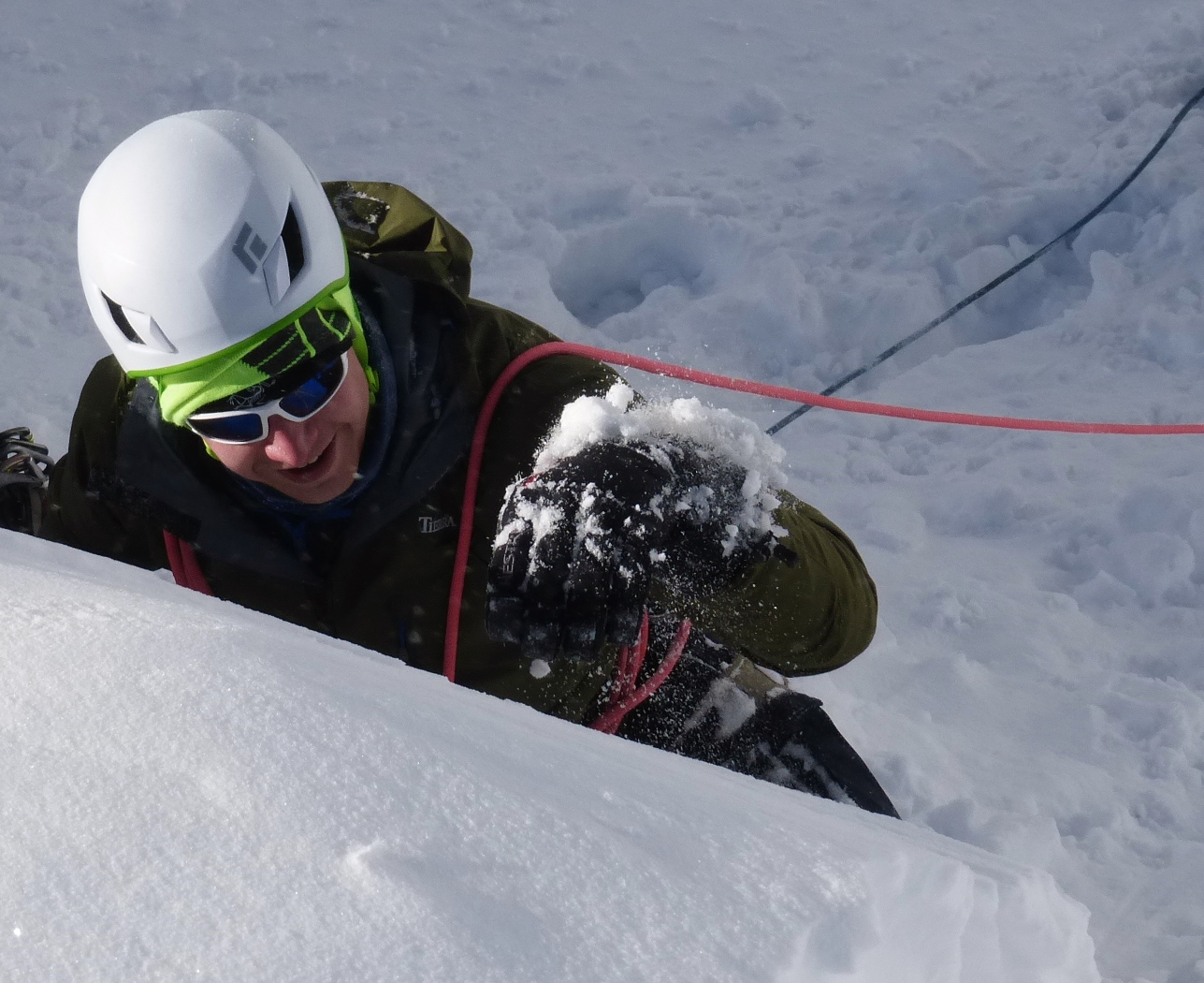 stage,alpinisme,debutant,montagne,coursenmarbrées,aiguille,cascade,glace,guide,haute,montagne,winter,mountaineering,course,mountain,guide,mountainguide,iceclimbing,alpinism,gullies,chamonix,courmayeur,