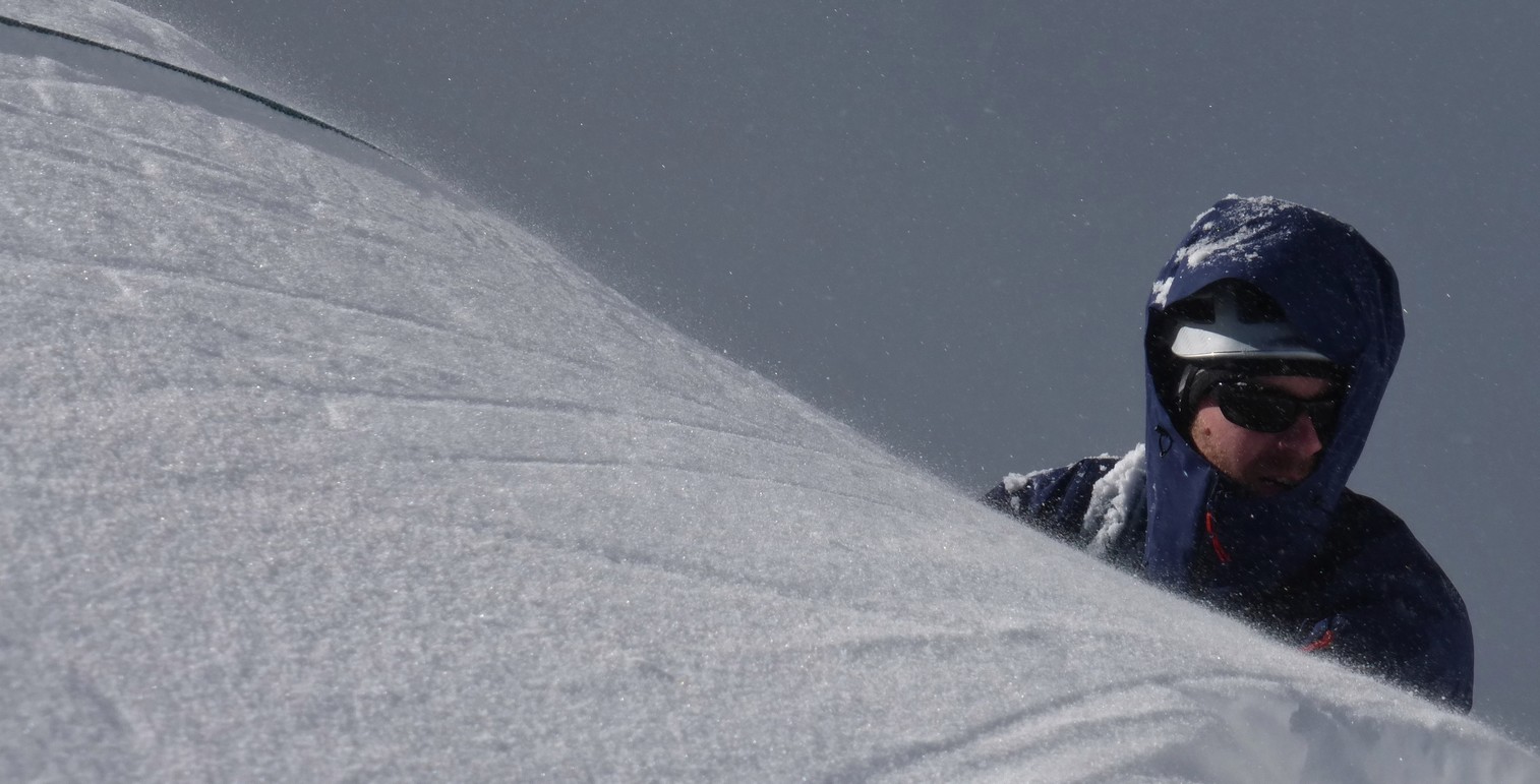 stage,alpinisme,debutant,montagne,coursenmarbrées,aiguille,cascade,glace,guide,haute,montagne,winter,mountaineering,course,mountain,guide,mountainguide,iceclimbing,alpinism,gullies,chamonix,courmayeur,