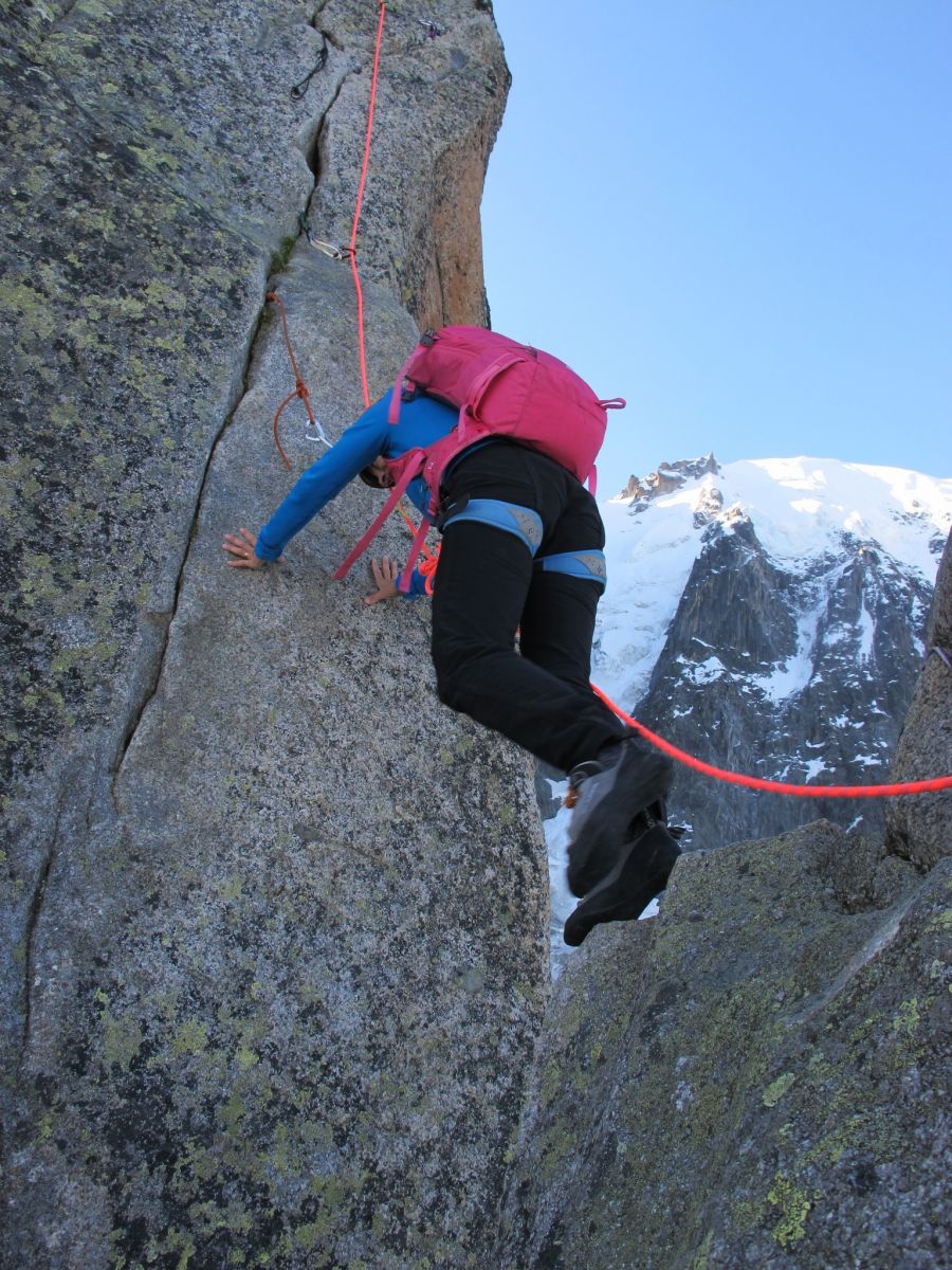 chamonix,escalade,classique,arete,des,papillons,arête des papillons,peigne,gendarme,blaitière,guide,haute,montagne,rock,climbing,chamonix classic,butterflies,ridge,classical,alpine,rock,mountain,guide