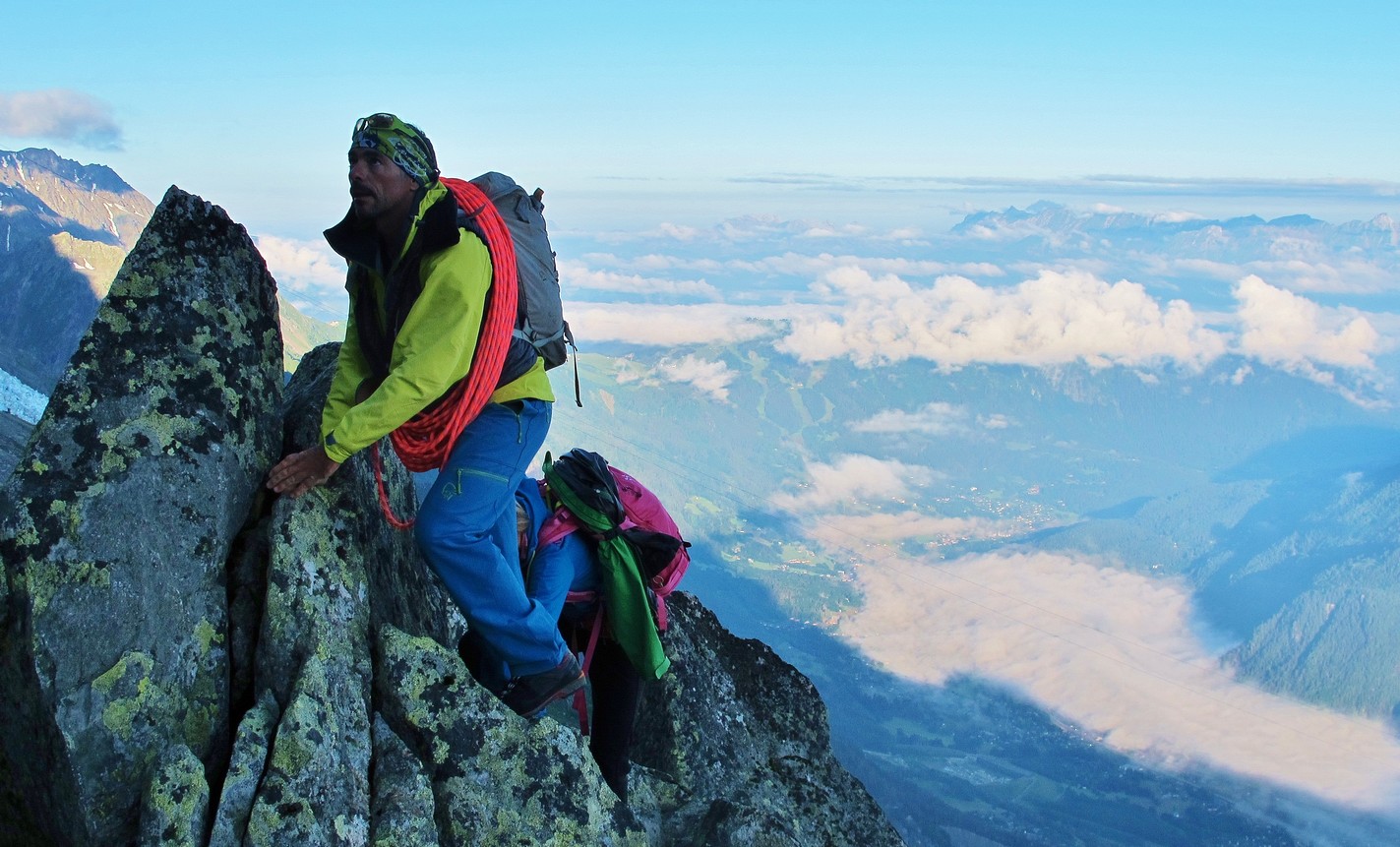 arete,des,papillons, arete des papillons, peigne,escalade,chamonix,granit,classique, guide,haute,montagne,plan,aiguille,mont,blanc,rock,climbing,butterflies,ridge,granit,classic,moderate,climbing,course,mountain,guide