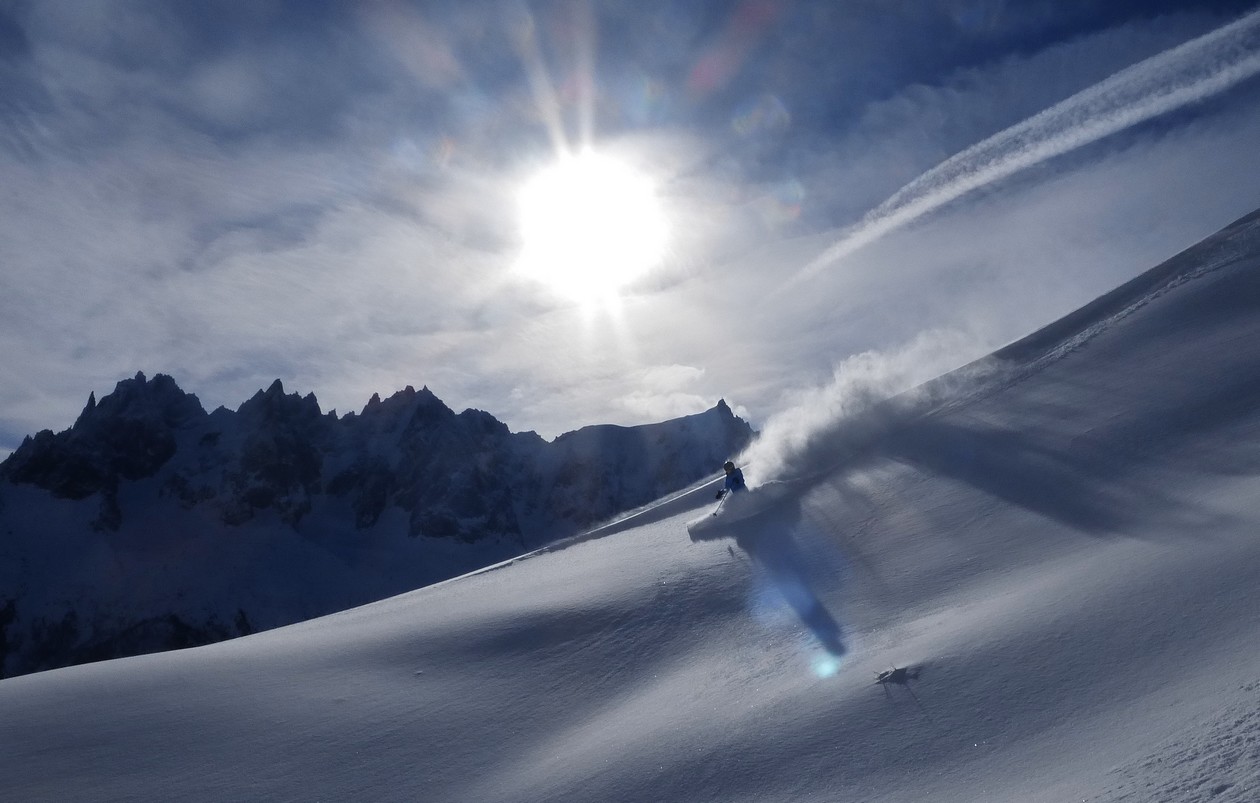 ski,chamonix,brevent,flegere,grands montets,hors piste,freeride,guide haute montagne,off piste,vallée blanche, ski touring, snow,powder,mountainguide,mpuntain,mont blanc,aiguille du midi, black crows, dynastar,freeride day,ski course