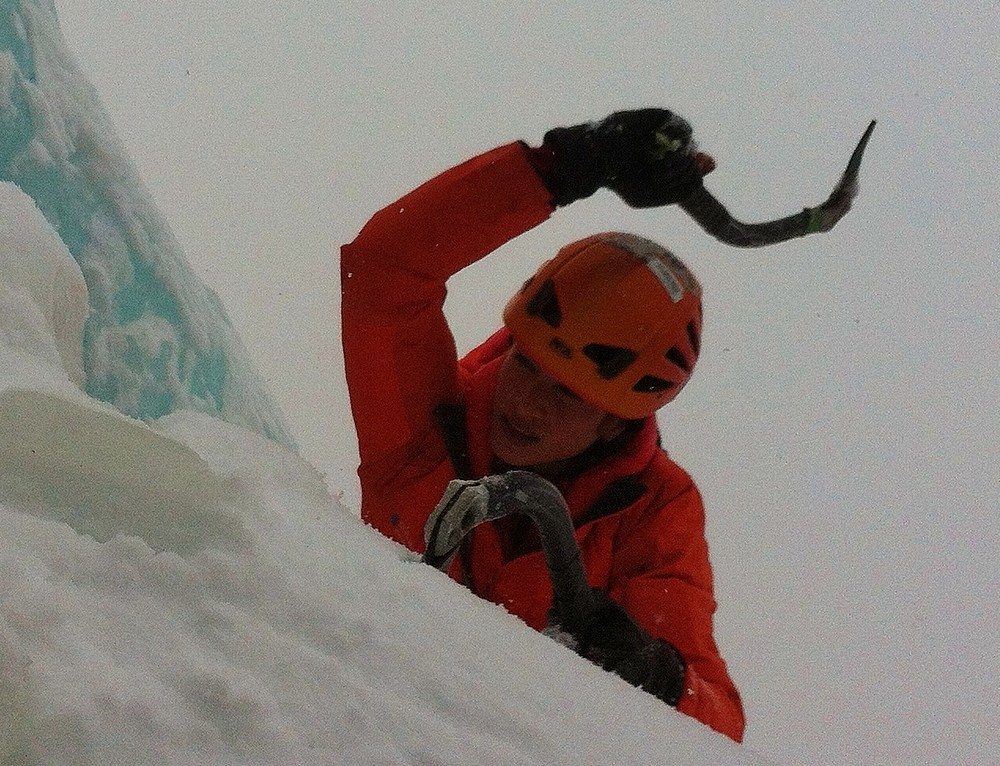 ice,climbing,course,iceclimbing,mountain,guide,nuit,blanche,nuit blanche,argentiere,chamonix,casca,glace,stage,guide,haute,montagne,stage,glace